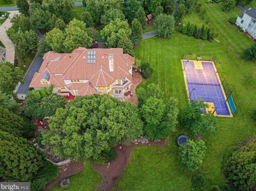 11705 Centurion Way, Rockville MD 20854-6419 exterior