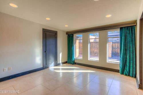 2716 6 St, Tucson AZ 85716-4862 exterior