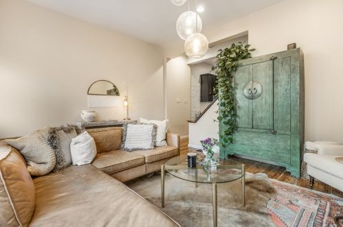 5109 Holmes St, Pittsburgh PA 15201-2433 exterior