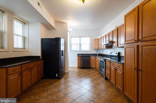 2109 16 St, Philadelphia PA 19121-1639 exterior