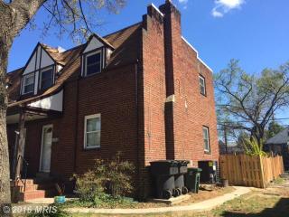 821 Orme St, Arlington VA  22204-4517 exterior