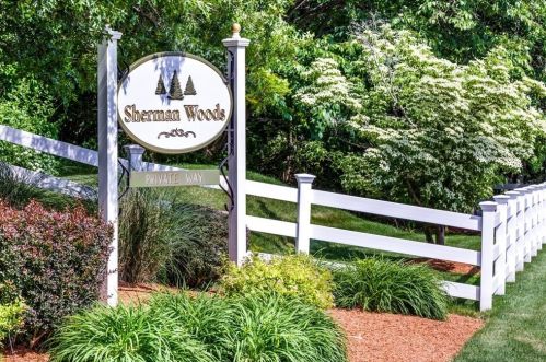 37 Evergreen Cir, Canton, MA 02021-2087