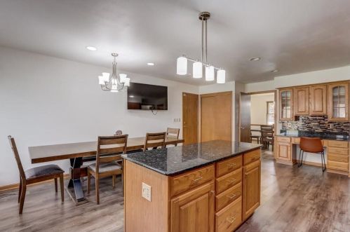 6441 Alberta Ct, Milwaukee WI  53217-4018 exterior