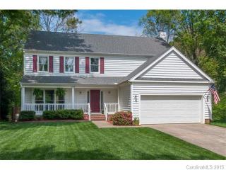 7104 Milhof Ct, Charlotte, NC 28269-8944