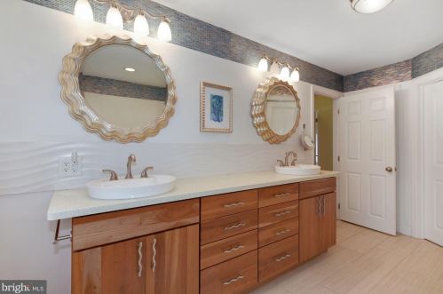 24842 Deepwater Point Dr, Saint Michaels MD 21663-2319 exterior