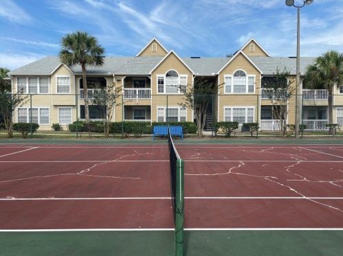 1083 Hiawassee Rd, Orlando FL  32835-1767 exterior