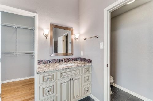 11508 Cherry Hearst Ct, Austin TX 78750-3525 exterior