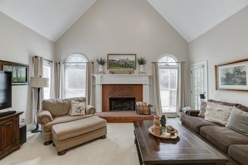 3330 Highgate Hills Dr, Duluth GA 30097-5129 exterior