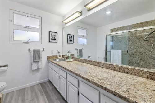 1490 Ala Leleu St, Honolulu HI  96818-1515 exterior