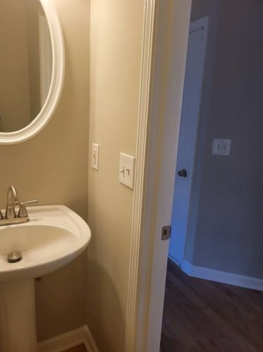 1013 Willow Crst Lndg, Austell GA 30168-5737 exterior