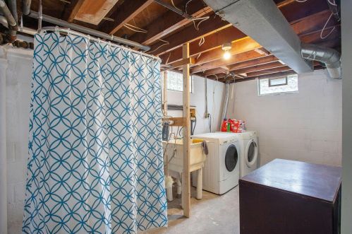 929 Beech St, Wyoming MI exterior