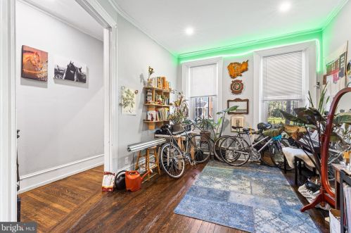 3900 Fairmount Ave, Philadelphia PA  19104-1806 exterior