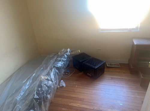 5608 Marshfield Ave, Chicago IL 60636-1218 exterior