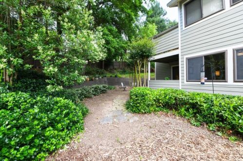 3368 Ivys Walk, Atlanta GA 30340-4042 exterior