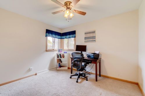 4708 Parkside Dr, Milwaukee WI 53225-4438 exterior