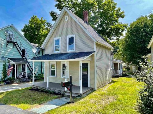 9 Washington St, Concord NH 03301-4172 exterior