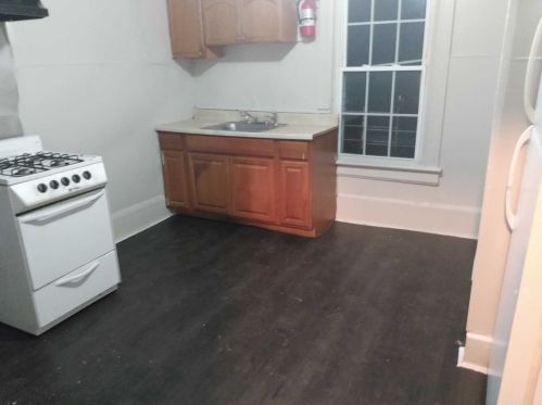 203 Winnikee Ave, Poughkeepsie NY  12601-2741 exterior