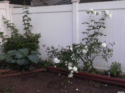 189 Broadway, Valley Stream NY 11580-4810 exterior