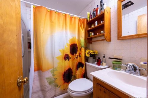 1416 Forbes St, Hartford CT 06108-3714 exterior