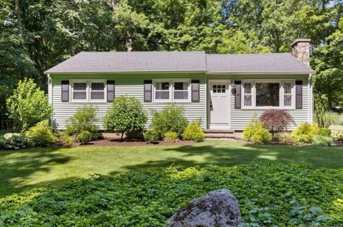 123 Chittenden Rd, Deep River, CT 06419-2428