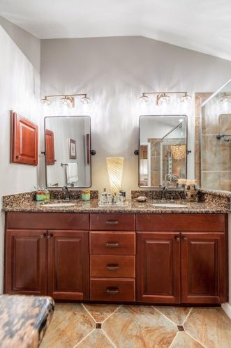 10006 Bridgeton Dr, Tampa FL  33626-1840 exterior