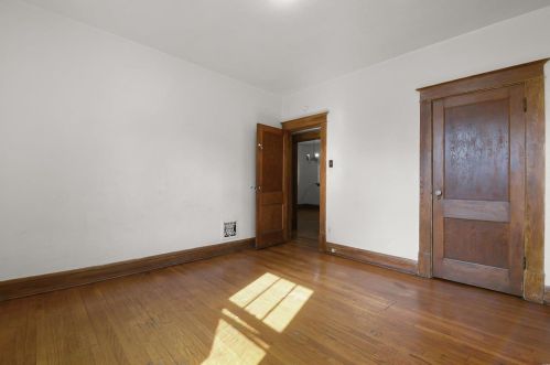 5536 Emerson Ave, Saint Louis MO 63120-2240 exterior