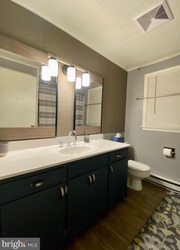 207 Filbert St, Hanover PA 17331-2343 exterior