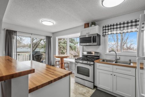 13872 Gladiola Way, Saint Paul MN 55124-6101 exterior