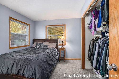 125 High St, Middlevle MI 49333-9466 exterior