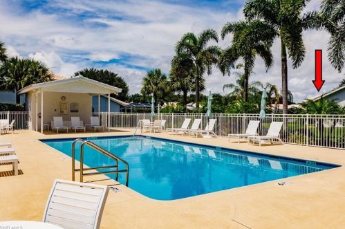 645 Captn Kate Ct, Naples FL 34110-6419 exterior