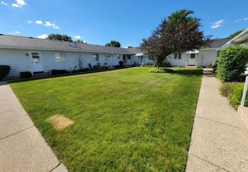 5917 Leisure South Dr, Grand Rapids MI 49548-6857 exterior