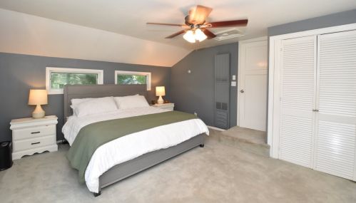 11825 Garfield Ave, Milwaukee WI  53226-2025 exterior