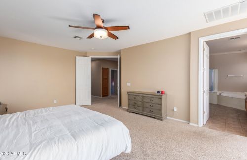 42908 46th Ave, Phoenix AZ  85087-5973 exterior