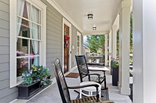 112 Clay St, Atlanta GA  30317-2119 exterior