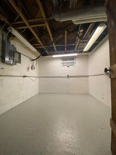 2835 37, Milwaukee WI 53215-3512 exterior