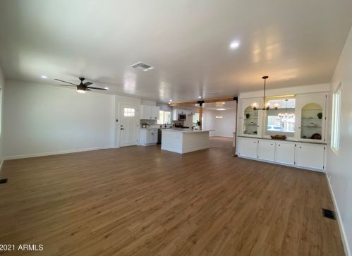 8954 Michigan Ave, Chandler AZ  85248-6446 exterior