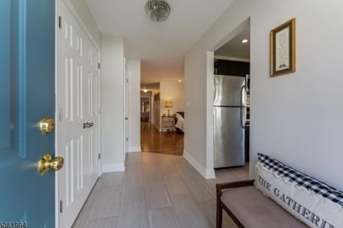 198 Mary Ct, Bridgewater, NJ 08807-5652