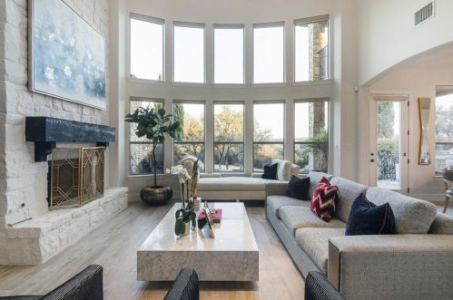 217 Emerald Rdg Dr, Austin TX 78732-1234 exterior