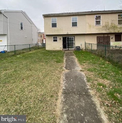 94 Passaic St, Trenton, NJ 08618-4855