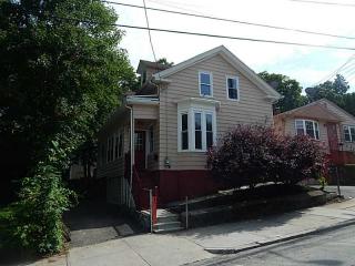 36 Armington Ave, Providence, RI 02908-5203