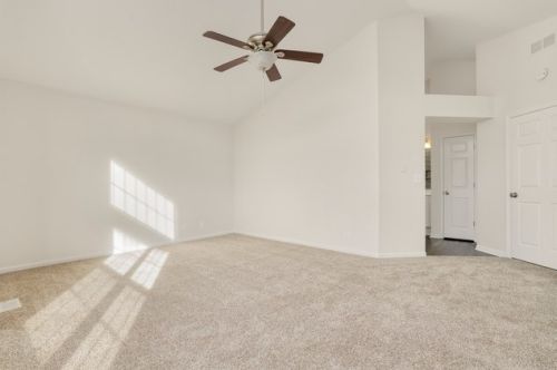 1715 Vlg Ct, Bull Valley IL 60014-2010 exterior