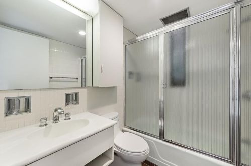 110 Congdon St, Providence RI  02906-1413 exterior