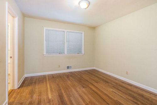 2523 Birchwood Dr, Atlanta GA 30305-3819 exterior