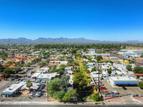 3117 Stone Ave, Tucson AZ  85705-3807 exterior