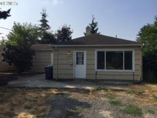 7932 Raymond St, Portland OR  97266-3226 exterior