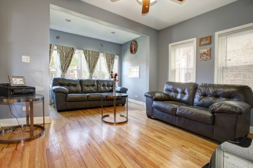 4419 Kimball Ave, Chicago, IL 60625-5415