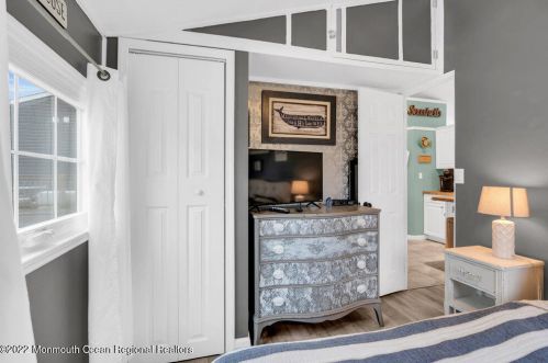 35 Plover Way, Lavallette NJ 08735-1518 exterior