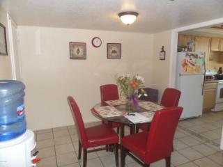 1579 Prince Rd, Tucson AZ  85705-3023 exterior