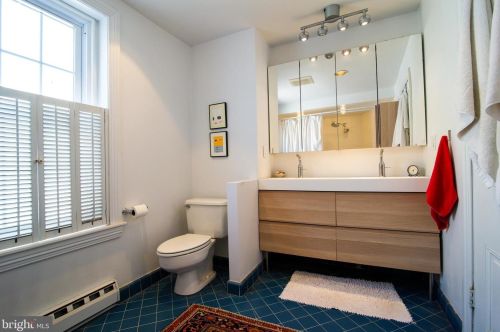 903 29 St, Philadelphia PA 19145-2402 exterior