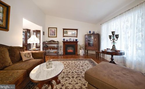 15300 Beaufort Pl, Silver Spring MD  20905-4202 exterior